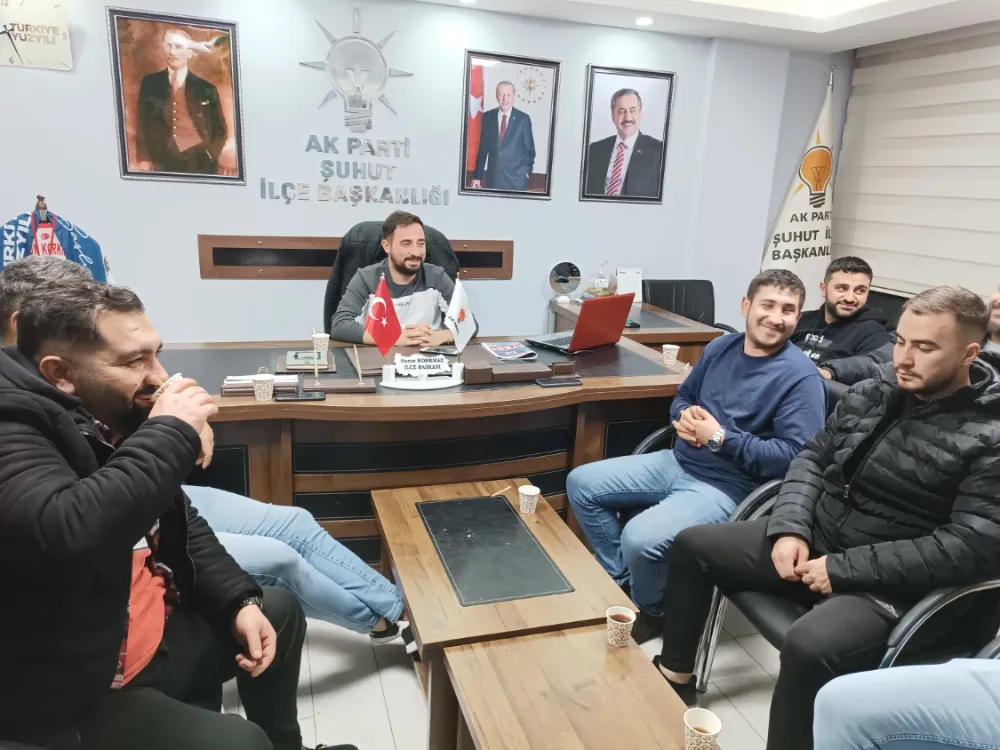 AK Parti Şuhut İlçe Gençlik Kollarından Haftalık Yönetim Kurulu Toplantısı